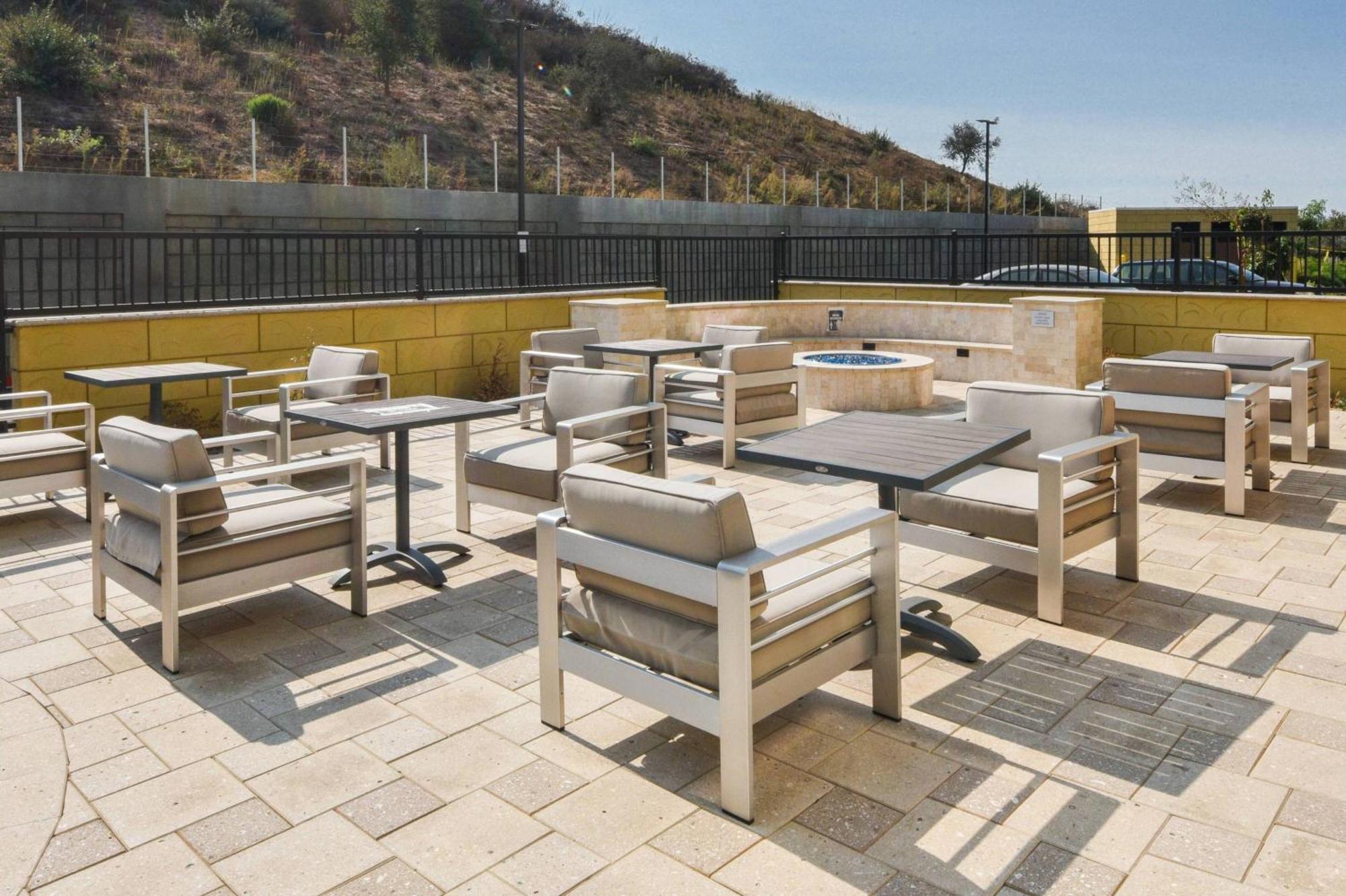 Fairfield Inn & Suites By Marriott Moorpark Ventura County Ngoại thất bức ảnh